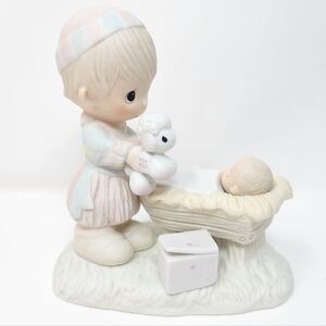 Precious Moments 1979 Christmas Is A Time To Share Ceramic Figurine